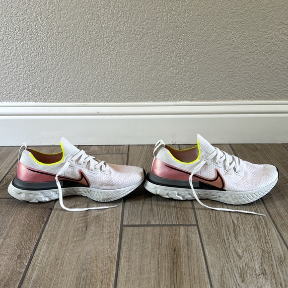 Nike Infinity React - Picture 6 of 7